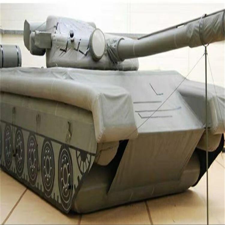 泽普充气坦克大炮